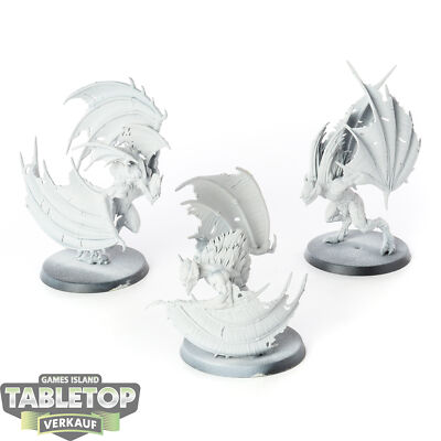 Flesh-eater Courts - 3x Crypt Flayers - grundiert