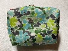 ISAAC MIZRAHI PILL CASE WITH 8 SECTION ORGANIZER BLUE GREEN GRAY FLOWERS NWT