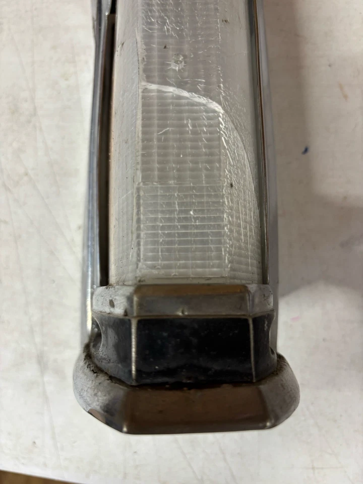 Passenger Side Front Turn Signal Lens From a 1970 Lincoln Continental Mark III - Image 3 of 4