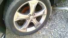 Used Wheel fits: 2014 Toyota Venza 20x7-1/2 alloy 5 spoke Grade B