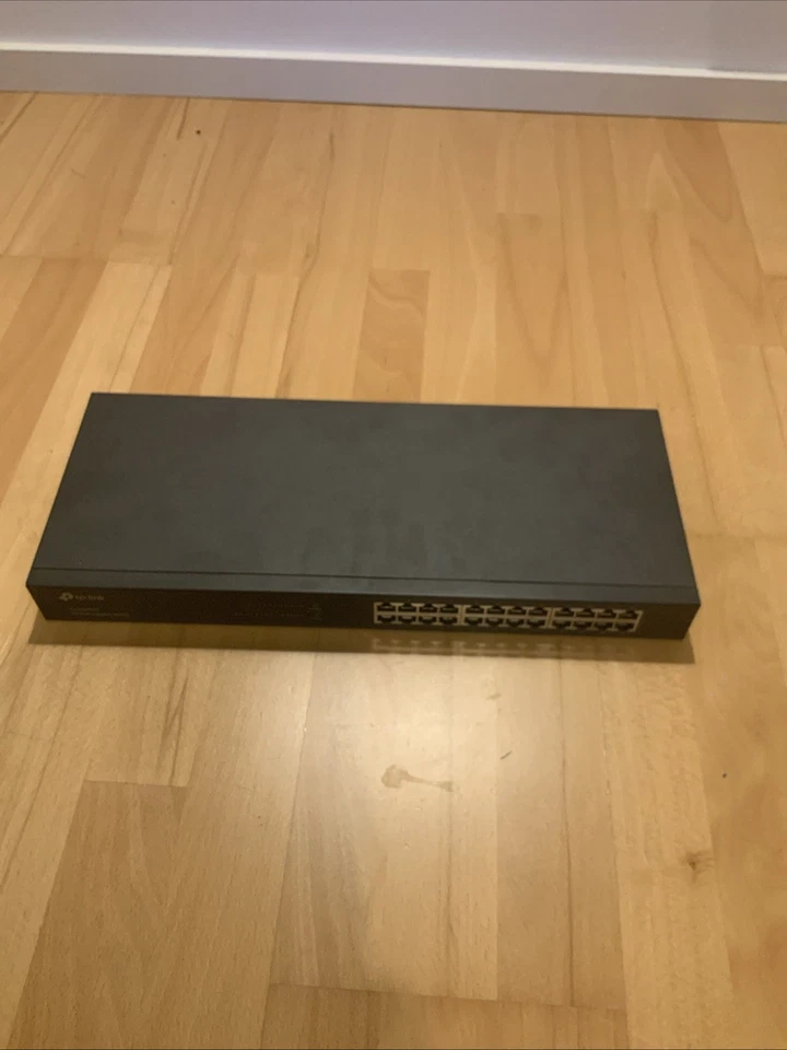 TP-Link TL-SG1024 (24 Ports - 10/100/1000 RJ45) Ethernet-Schalter