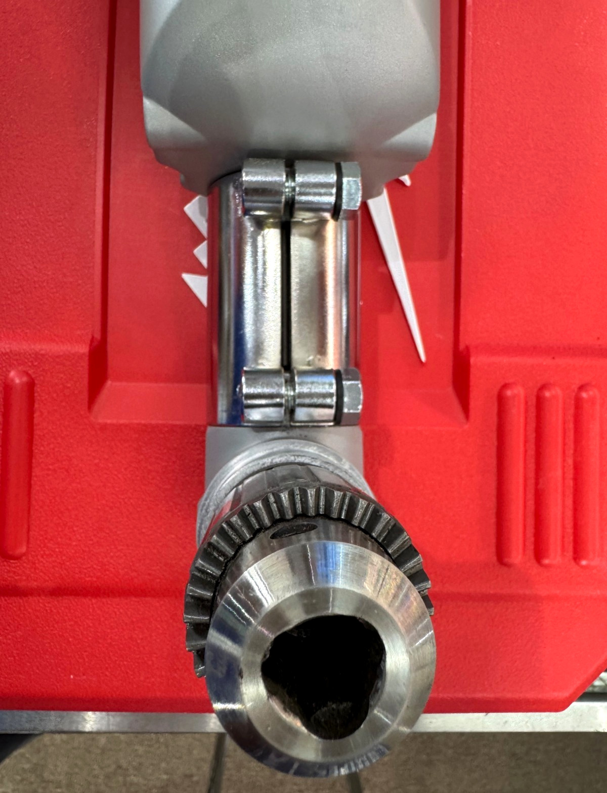 Milwaukee #1107-1 1/2" Right Angle Drill Kit W/Hard Case 120V 7-Amp Corded Drill