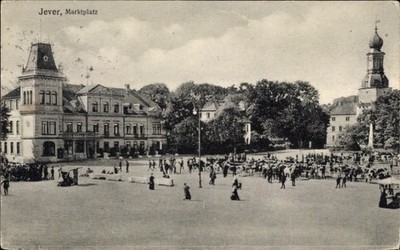 Ak Jever in Oldenburg Friesland, Marktplatz - 4388986