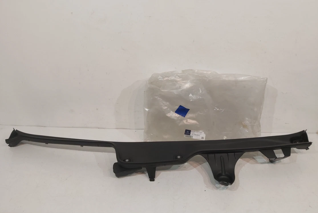 MB S W221 Front Oben Scheibenwischer Wasserabweiser LHD 