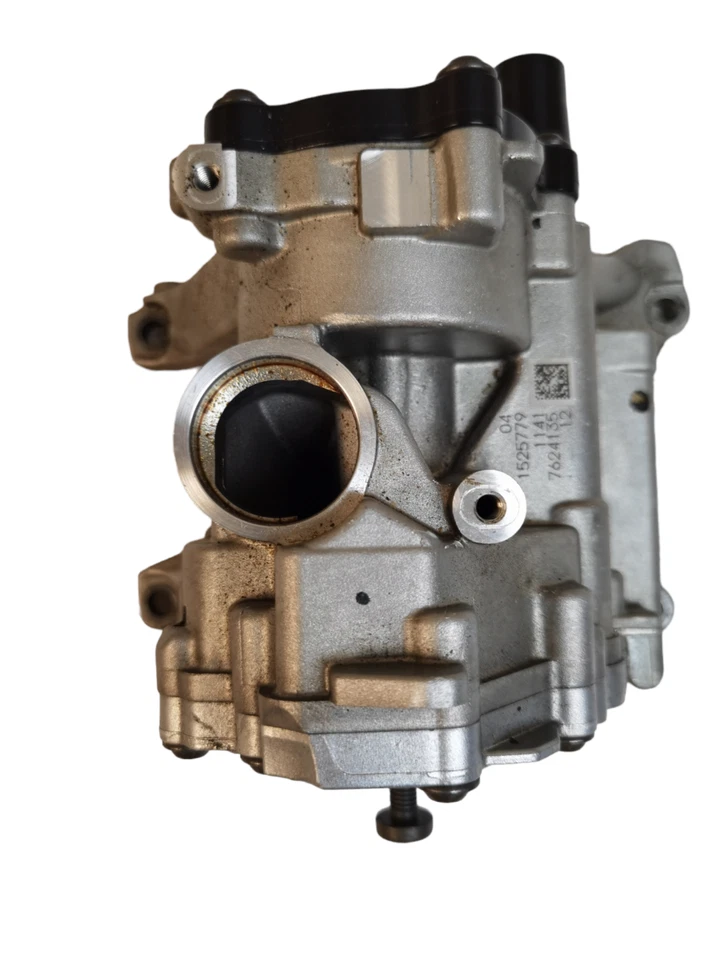 2017-2020 BMW 430I 330I F30 F36 ENGINE MOTOR OIL VACUUM PUMP OEM - Image 4 of 4