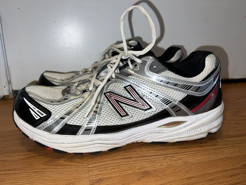 Black/Whtie/Silver Running Shoes! Size 