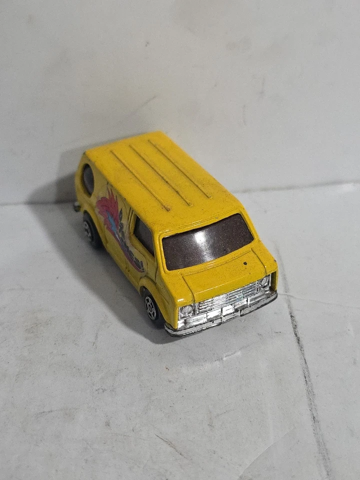 Van vintage Dashes Van Bedford Yellow Dashes Van 1/60 Hong Kong Foto 3 de 4