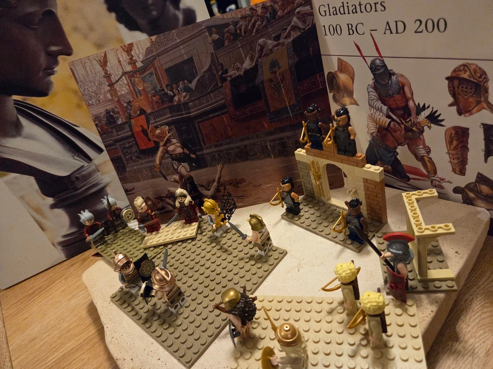 Lego Roman Legionary, 100% Lego Creation, Gladiator Guard, Soldier - Image 3 of 4