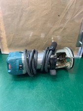 Makita RT0701C 1-1/4 HP variable speed Compact Router 120v (E10049634)