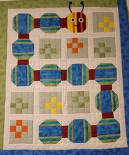 NEW HANDMADE BABY BOY GIRL  CRIB QUILT  THROW INCHWORM BUGS BLUE GREEN PATCHWORK