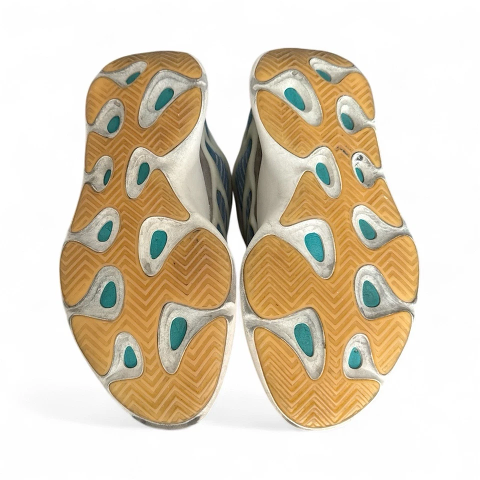 Adidas Yeezy 700 V3 Kyanite GY0260 Brilla en la Oscuridad Para Hombre Talla 11 Foto 4 de 4