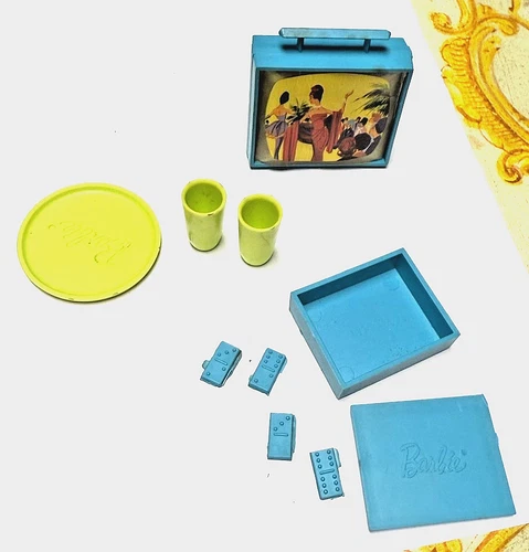 VINTAGE BARBIE DOLL GO TOGETHER FURNITURE BLUE DOMINOS TV GREEN  TRAY W CUPS LOT