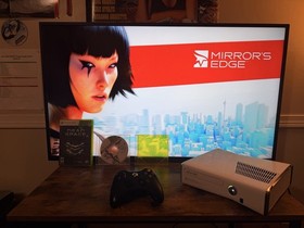 WHITE Trinity Xbox 360 Slim 320GB HDD with cords And 3 Games! (read description)