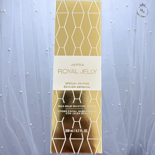 Jafra Royal Jelly Milk Balm Moisture Lotion 6.7 Fl Oz Special Edition Jumbo Size - Image 3 of 4