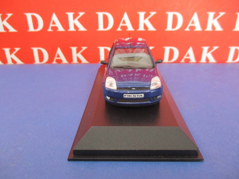 Die cast 1/43 Modellino Auto Ford Fiesta Mk.V 2 doors Blue M. 2002 - Immagine 3 di 4
