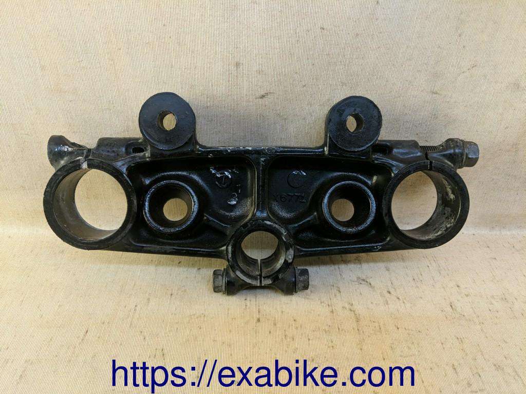 Té Supérieur Pour Suzuki DR 125 De 1986 - Pièce D'occasion En Bon état, Noir