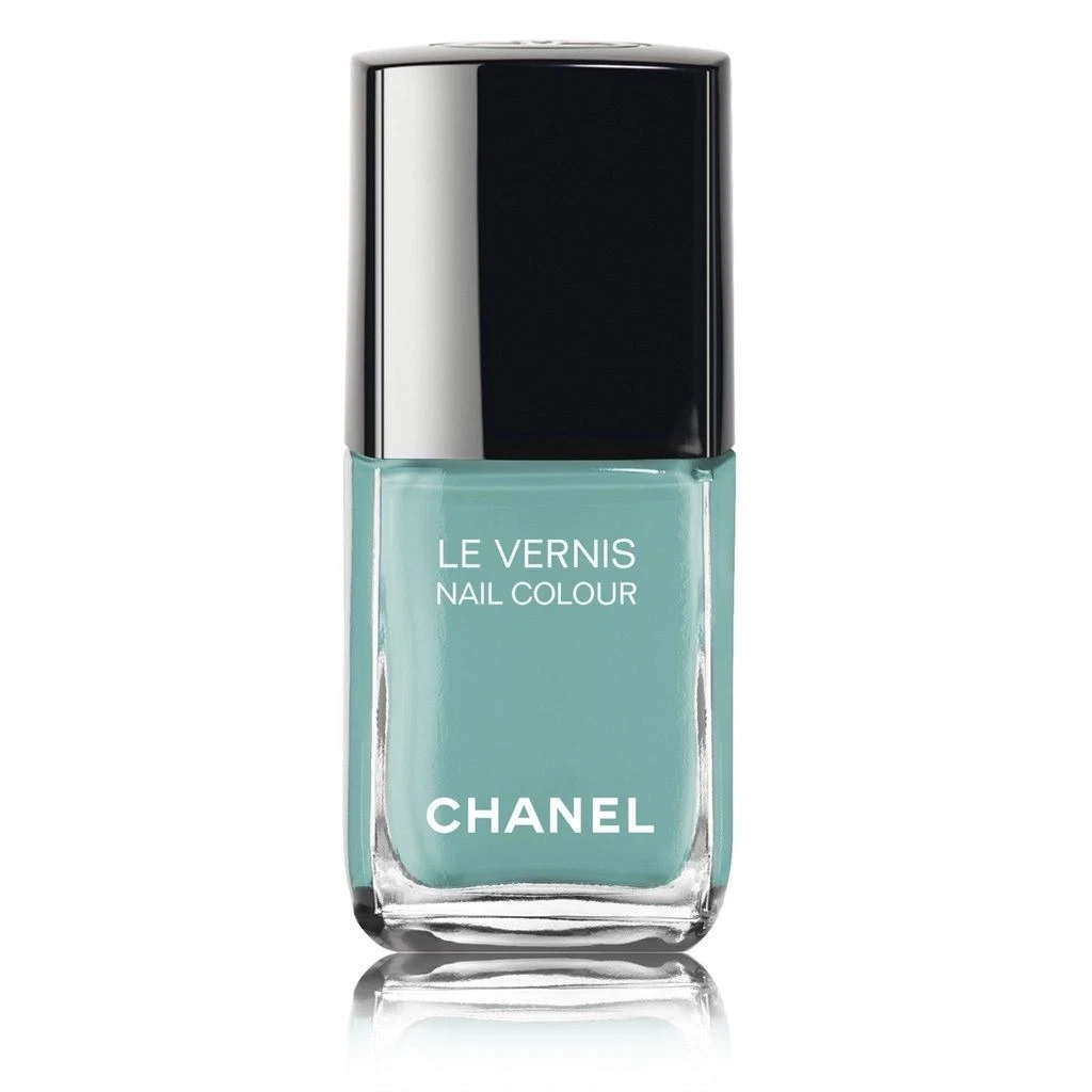 CHANEL Le Vernis LongWear Nail Colour Nail Polish 590 Verde Pastello
Opens in a new window or tab