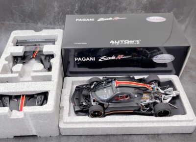 Autoart 1/18 Pagani Zonda R Revolution Carbon Black Launch Version