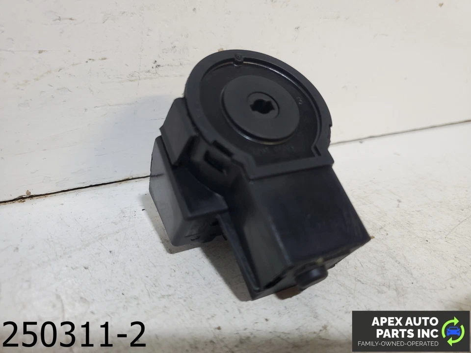 OEM 2017-2019 Ford Escape 1.5L Ignition Switch - Image 2 of 4