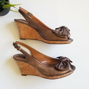 clarks wedge sandals size 5