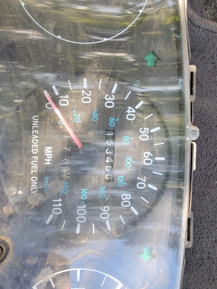 Cuadro de instrumentos velocímetro Geo Prizm 93-97 91K sin velocímetro Foto 2 de 4