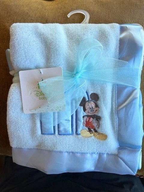 NUEVO CON ETIQUETAS Manta de Seguridad para Bebé Disney Baby M Bordada Mickey Mouse Azul Satinado Foto 4 de 4