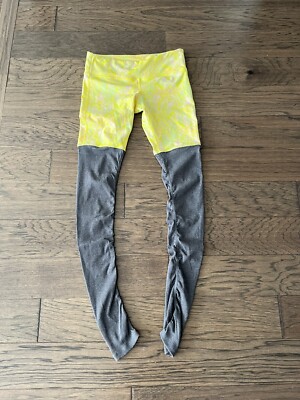 ALO Yoga Goddess Yellow Geometric Gray Ruched Ribbed Mid - Main Image