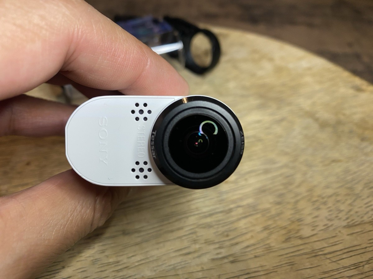 Sony Action Cam HDR-AS200V – 1080p HD Wi-Fi Splashproof TESTED NO