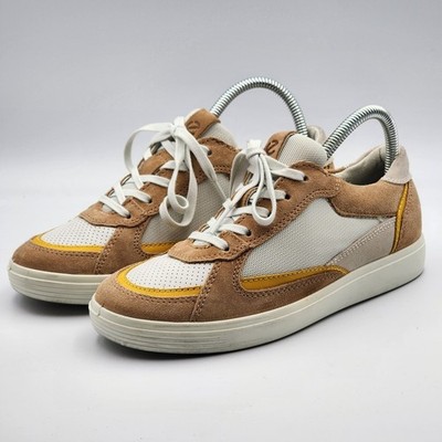 ECCO Women's Soft Classic Retro Sneaker in White, Brown, Orange size 6-6.5
