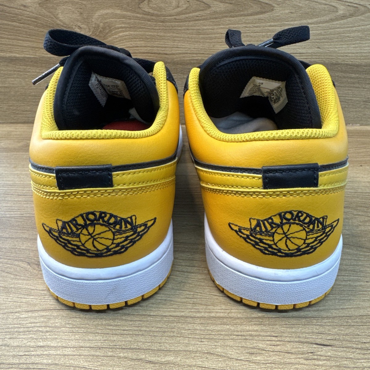 【新品未使用】AIR JORDAN 1LOW \