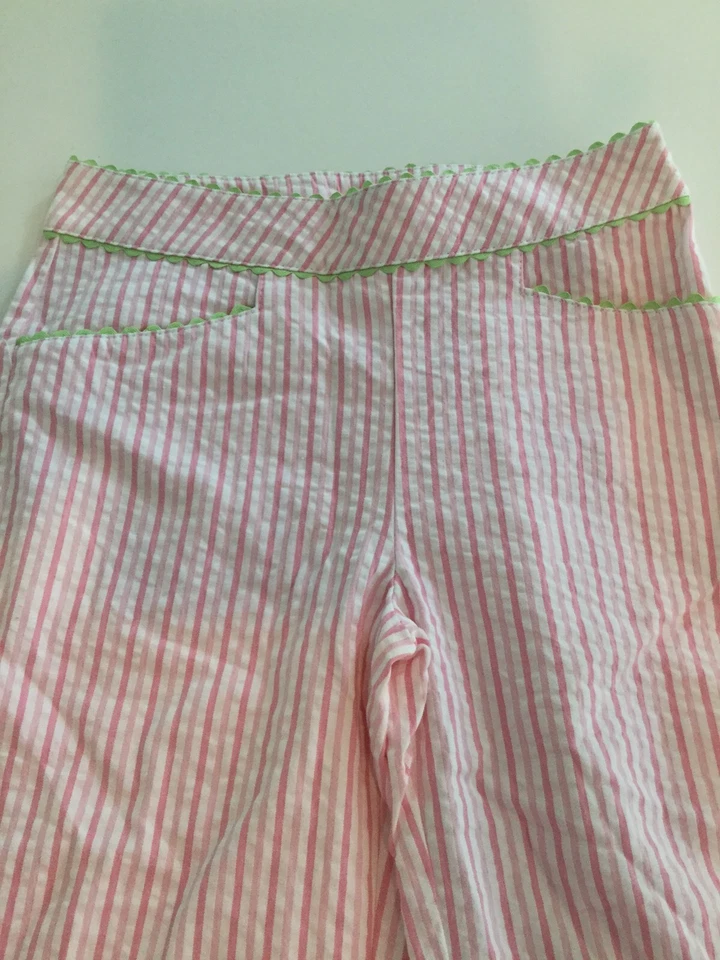 Calça Seersucker HARTSTRINGS feminina rosa listra branca calças Ric Rac 8 - Imagem 3 de 4