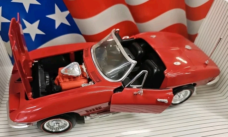 1967 RED CHEVY CORVETTE L-71 CONVERTIBLE, 1/18 Diecast, ERTL. See Ad. (2A) - Image 2 of 4