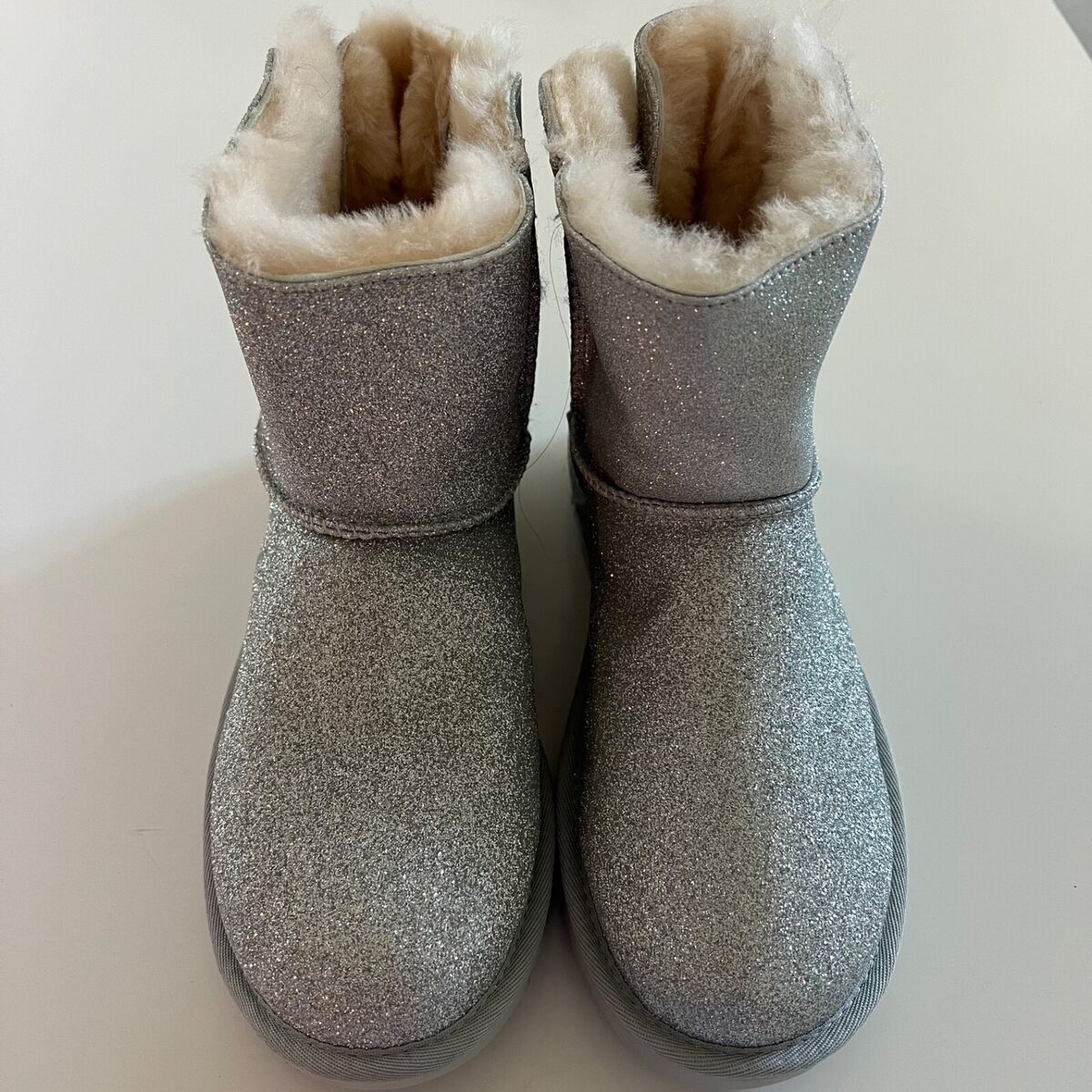 UGG Mini Bailey Bow Silver Sparkle Glitter Boots Women's UGG Mini Bailey Bow Silver Sparkle Glitter Boots Women's