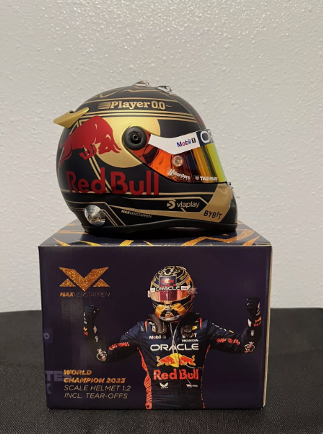 Limited Edition Max Verstappen 2023 World Champion 1:2 Scale