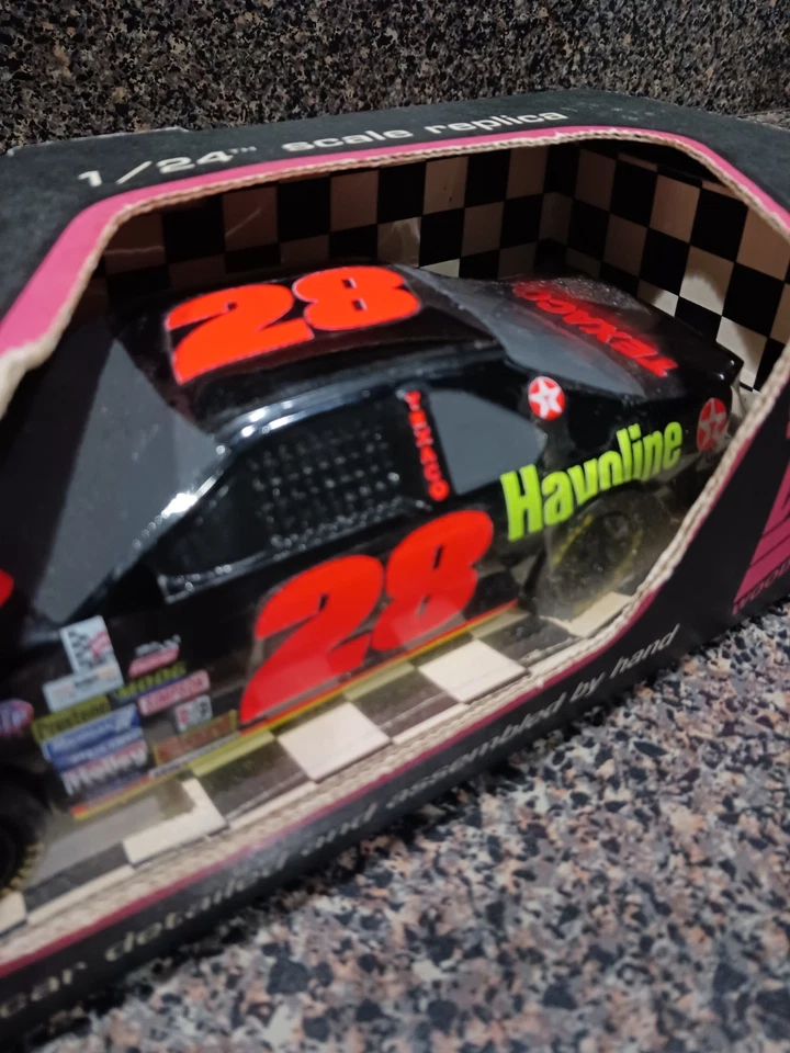 Raro 1:24 Davey Allison #28 Texaco Robert Yates Racing Ford madera oodens NASCAR Foto 2 de 4