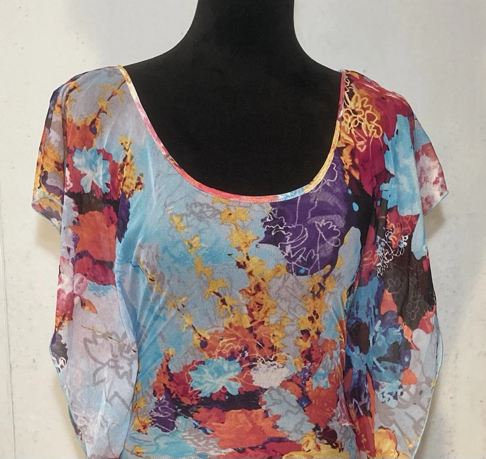 Top de malla floral Vivienne Vivienne Tam vintage talla M apresurado Y2K hada transparente años 90 Foto 4 de 4