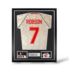 Bryan Robson Signed Manchester United 1991 Cup Winners Cup Shirt- Deluxe Framed