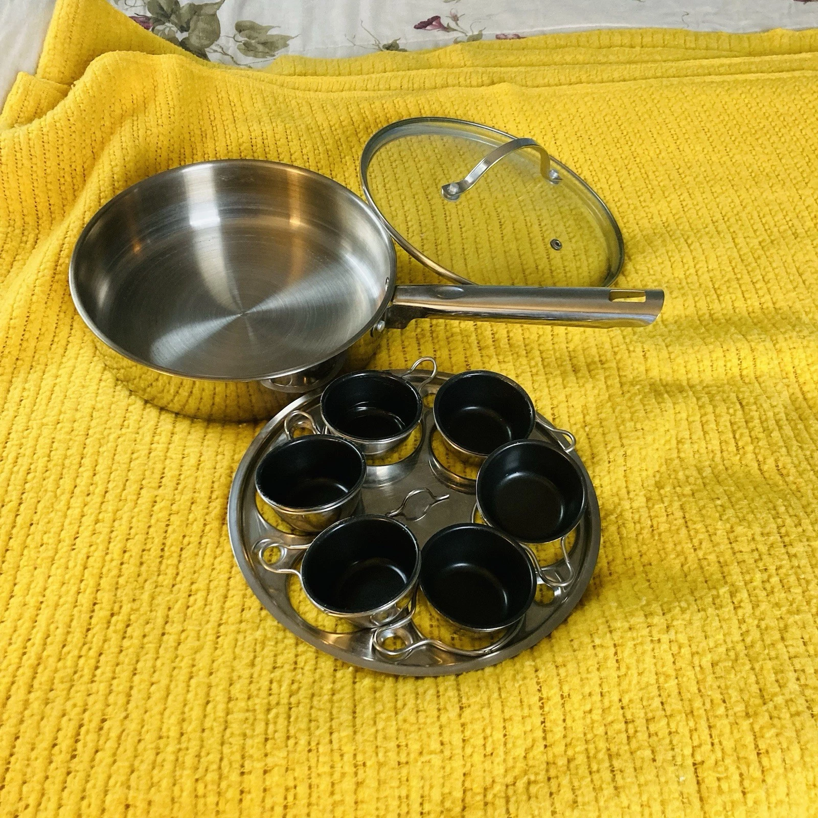 Professional 6-Cup Stainless Steel (18/10) Egg Poacher w/Glass Lid - Endurance