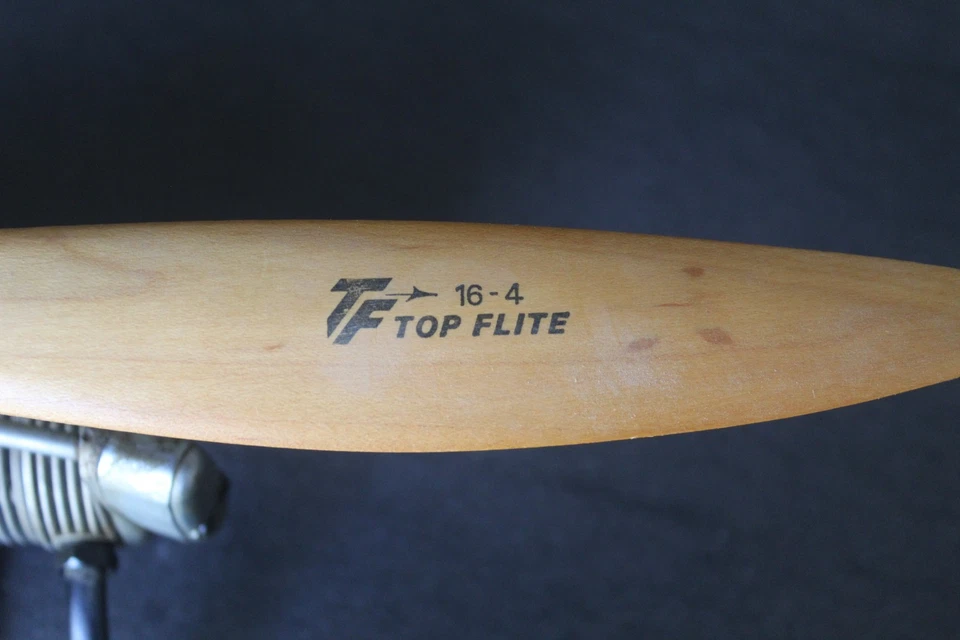 (136) Moteur avion RC SAITO FA-80T Flat twin 4 temps Model engine Aircraft - Photo 2/4