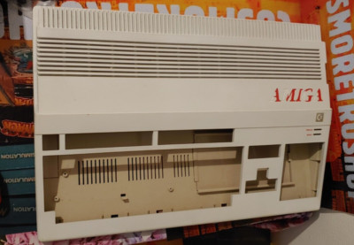 Commodore Amiga 500 Case Classic 16-bit Computer 1986 090325