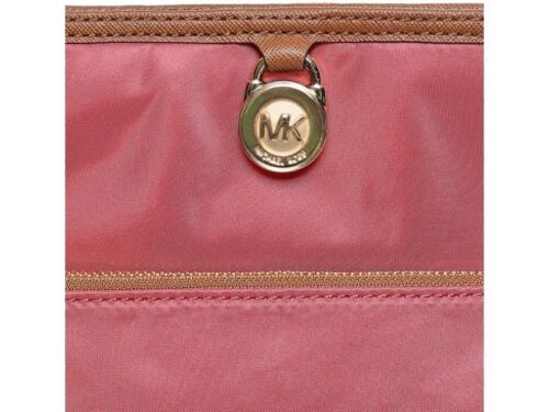 MICHAEL KORS KEMPTON BOLSILLO BANDOLERA Bolso Sandía al atardecer - Imagen 3 de 46
