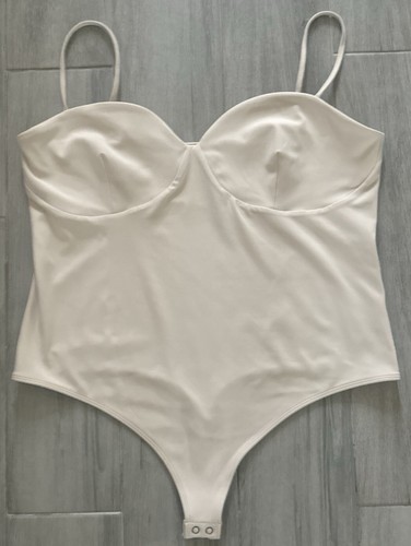 Women's EXPRESS Body Contour Sweetheart Bodysuit Silky Snap Thong Beige XL NWOT