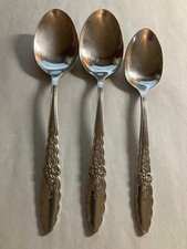 Oneida Community Stainless Floral Glen - 1 Teaspoon, 2 Oval Soup Spoons