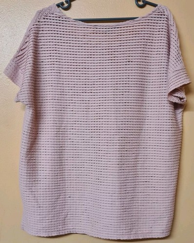 French Connection T Shirt Pink Textured Short Sleeve Size Medium - Picture 2 of 4