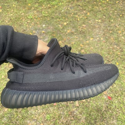 Yeezy boost 350 onyx size 11 Size 11 - adidas Yeezy Boost 350 V2 Low Onyx (HQ4540  main image 3