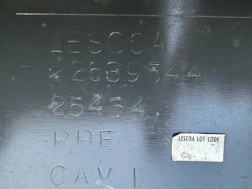 1995-2005 Pontiac Sunfire Upper Dash Windshield Trim Panel - Изображение 3 из 4