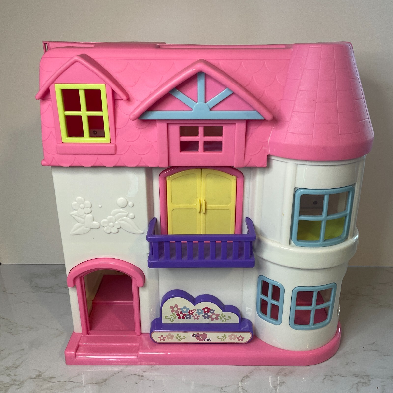Toys R Us You Me Happy Together Dollhouse No Accessories Sound Works