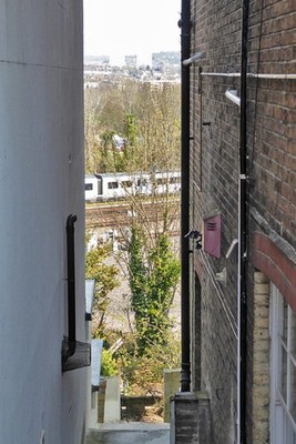 Foto 6x4 Eine schmale Ansicht von Millers Road, Brighton Brighton \/TQ3106 um 2019