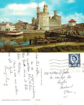 Alte Postkarte - Caernarvon Castle und Aber Bridge Nordwales - VERSCHICKT