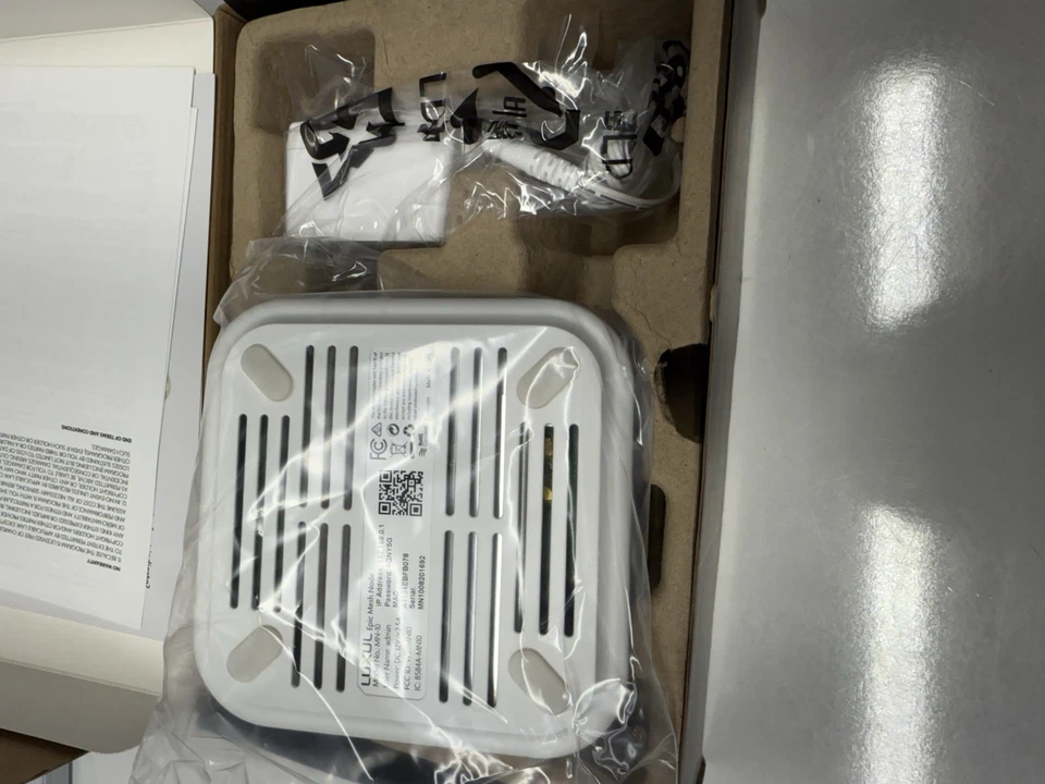 Luxul MN-10 Epic Mesh Network Router/Wireless Access Point WiFi  Access Point - Image 3 of 3